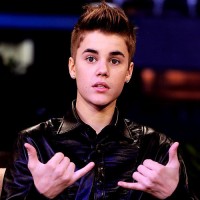 111101b-justin-bieber-tonight-show